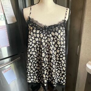 NWOT GiGi Boutique Top 